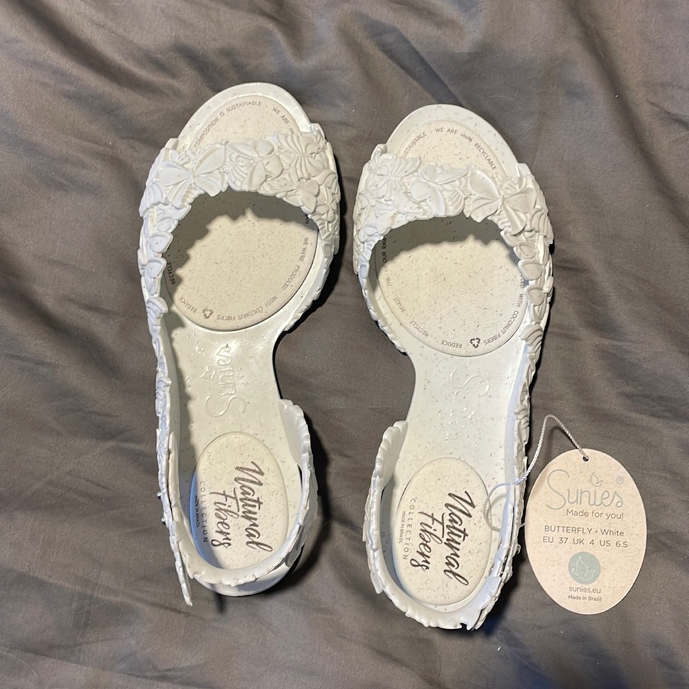 Sunies Sandals: Butterfly Flexi Eco Friendly Jelly Sandals NWT White